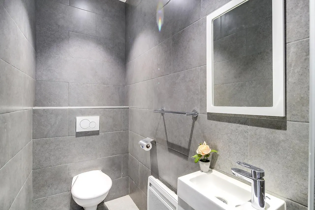 Apartment Sweet Inn - Saint Denis Paris France